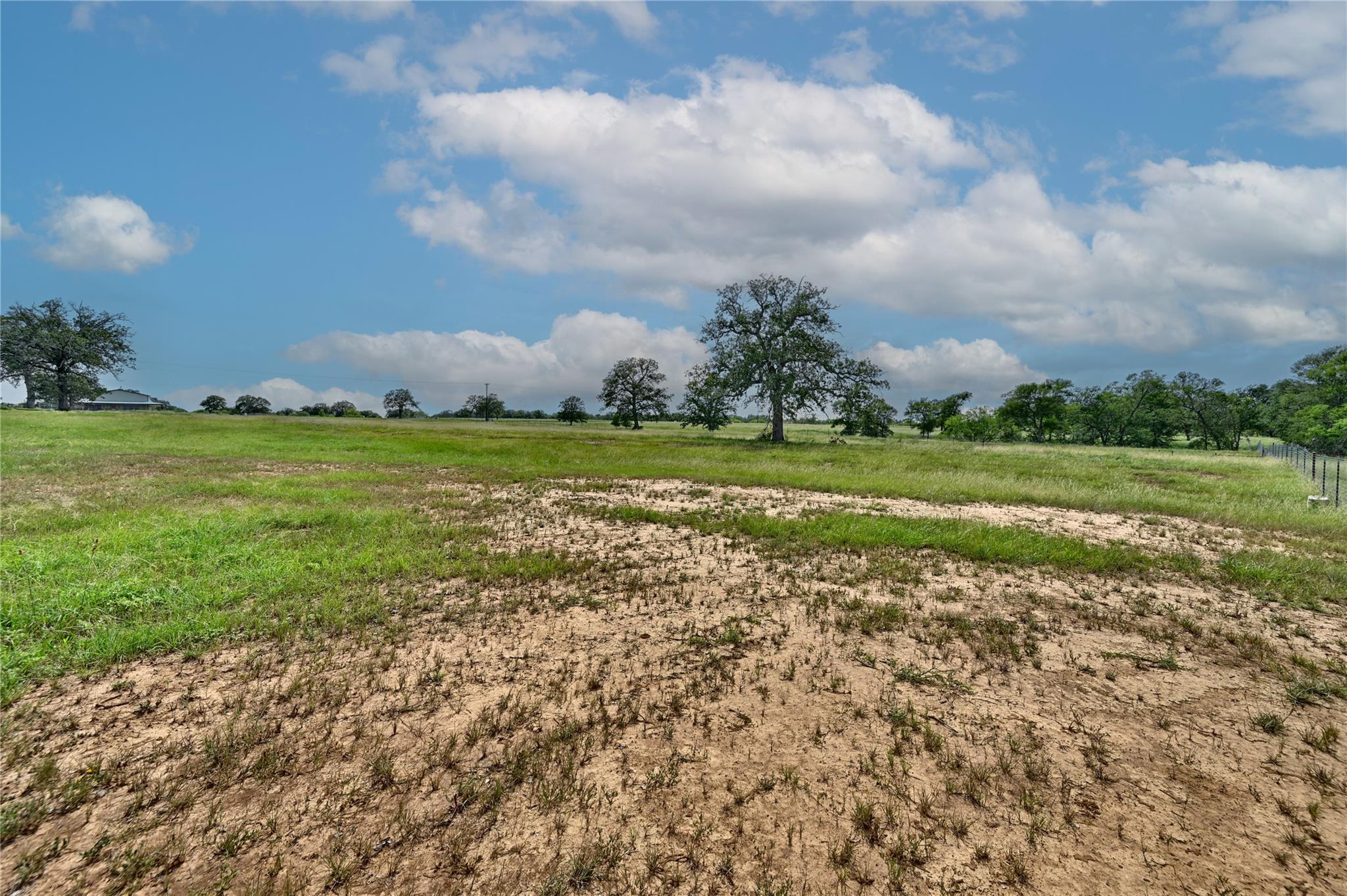 124 Sunny Day Dr, Red Rock, TX 78662