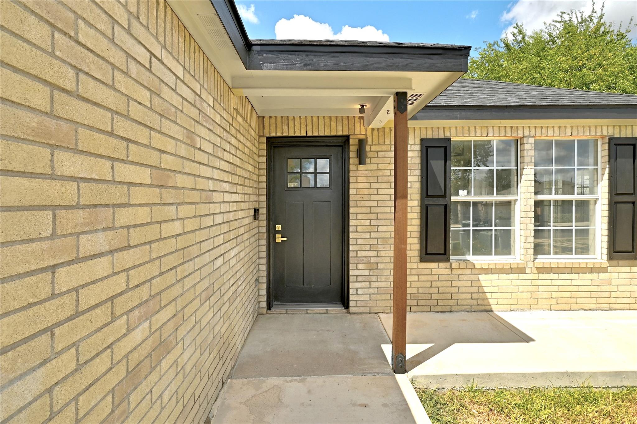 1164 Lago Vista St, San Marcos, TX 78666