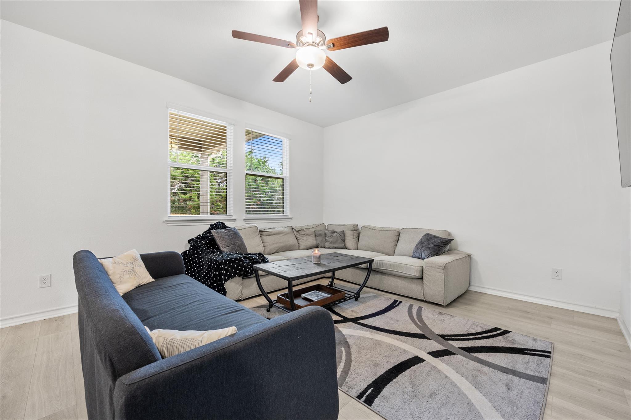 301 Quarry Rock Cv, Liberty Hill, TX 78642