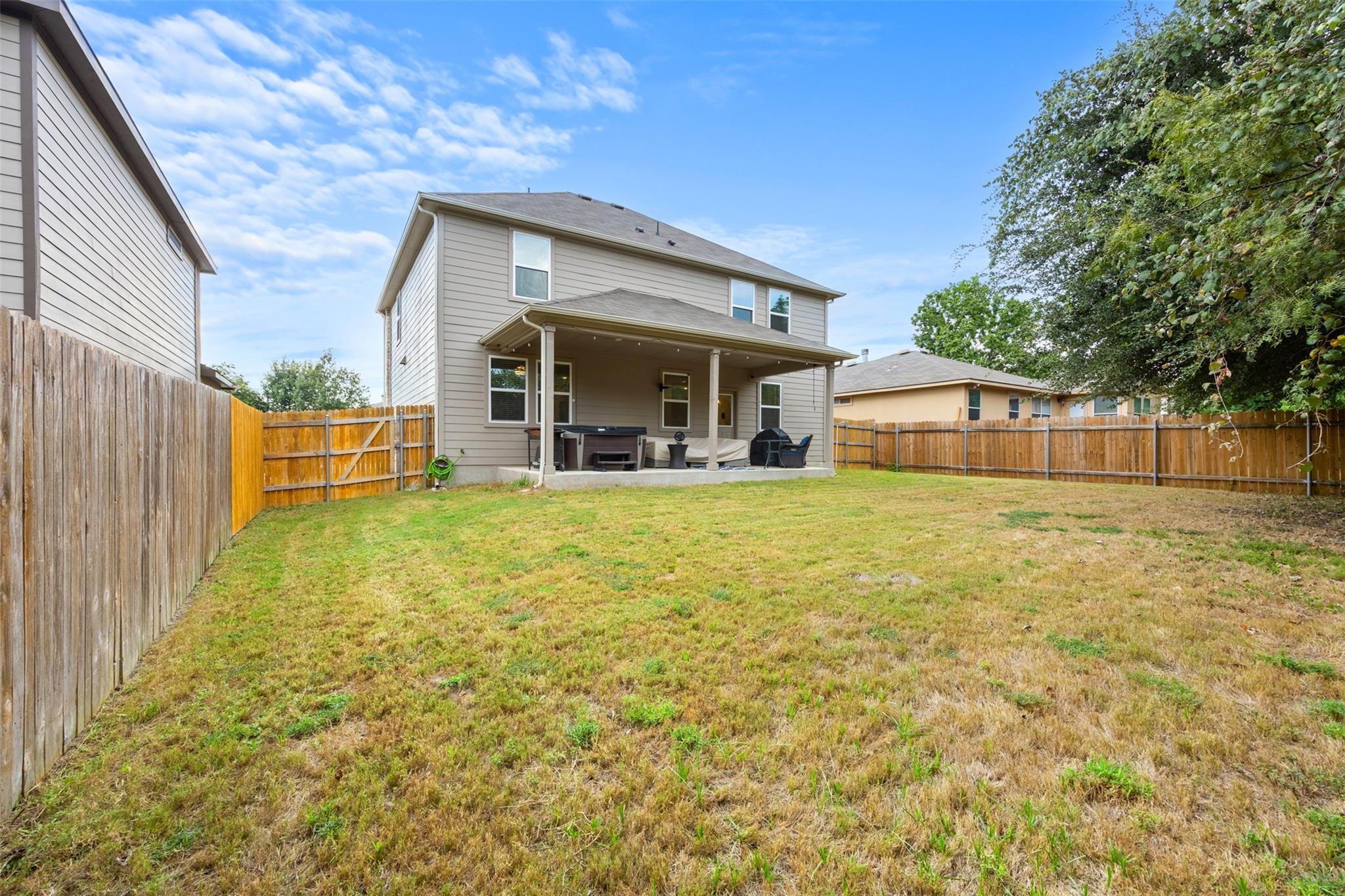 301 Quarry Rock Cv, Liberty Hill, TX 78642