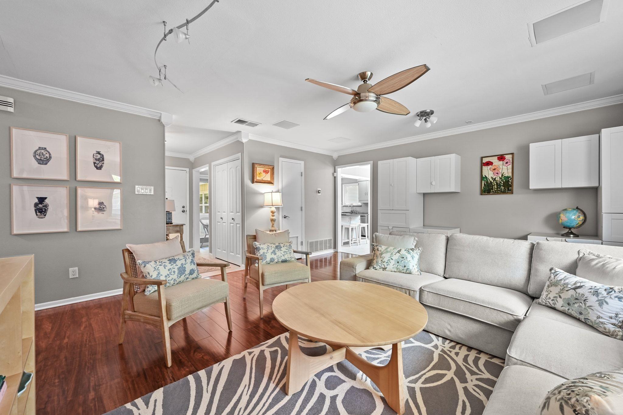 5600 Oak Blvd S, Austin, TX 78735