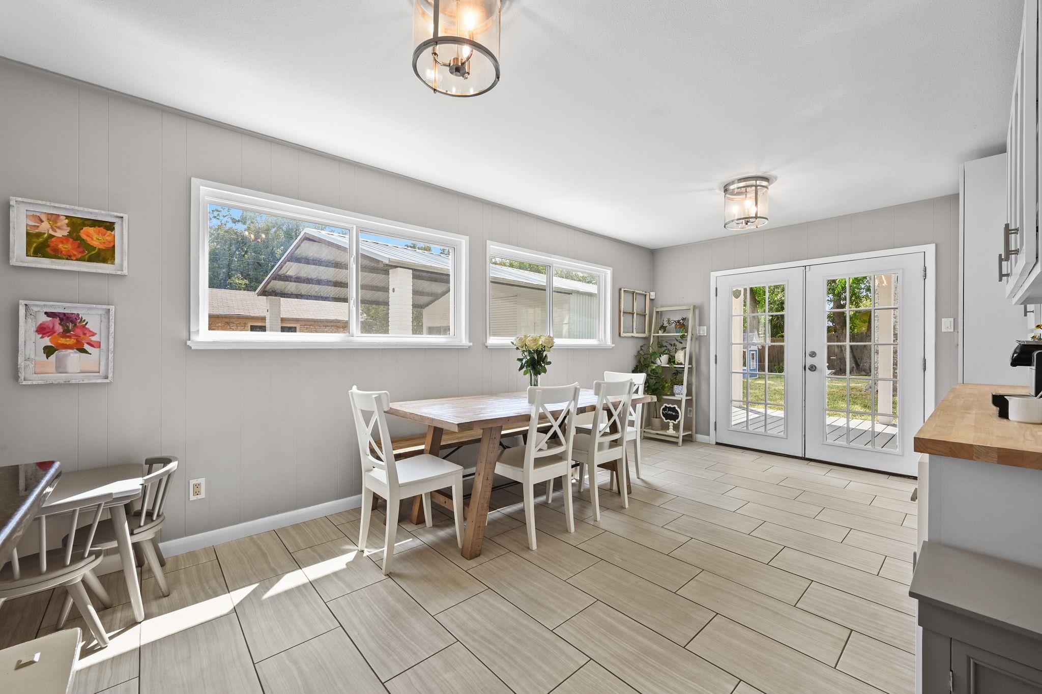 5600 Oak Blvd S, Austin, TX 78735