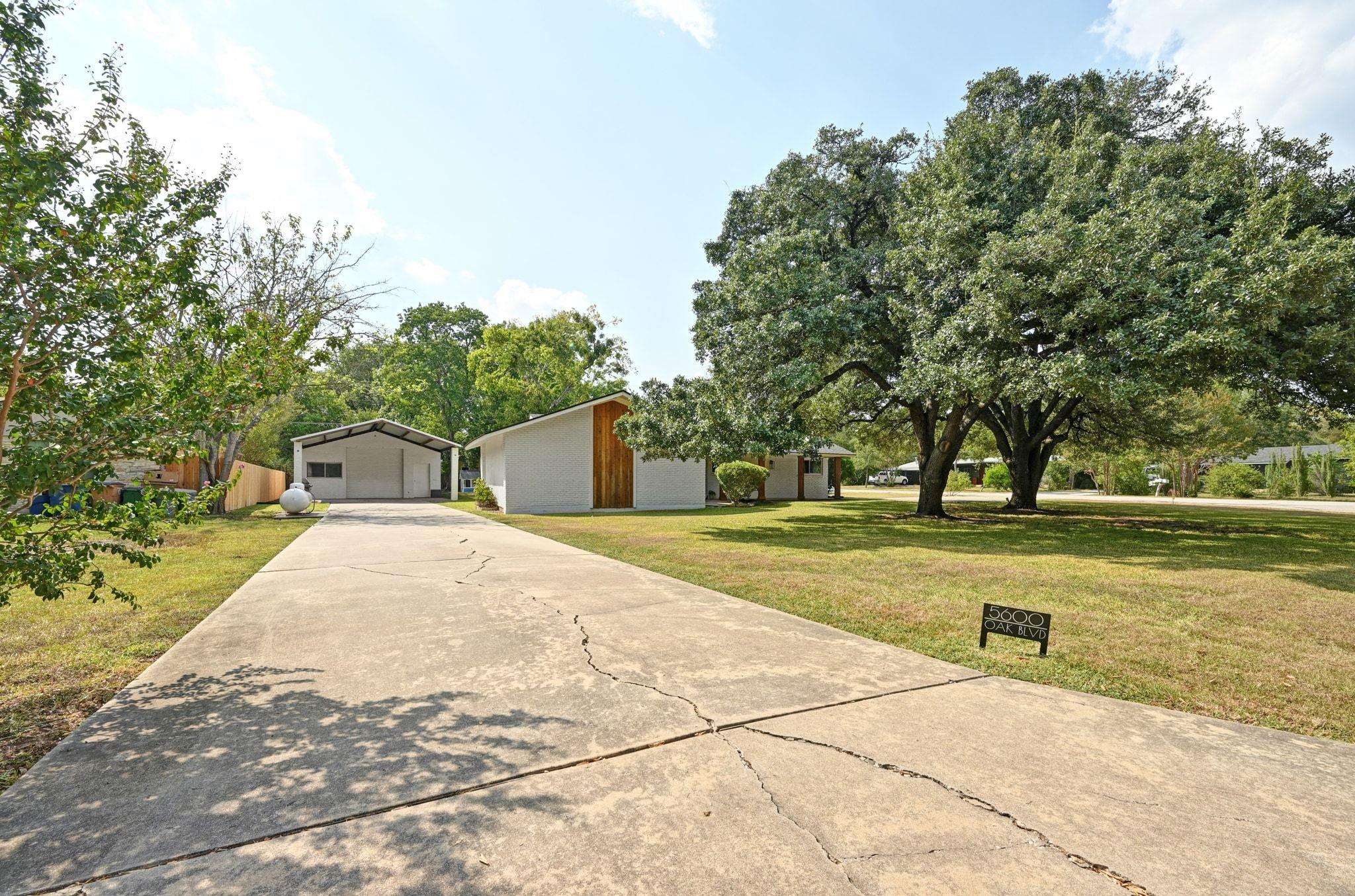 5600 Oak Blvd S, Austin, TX 78735