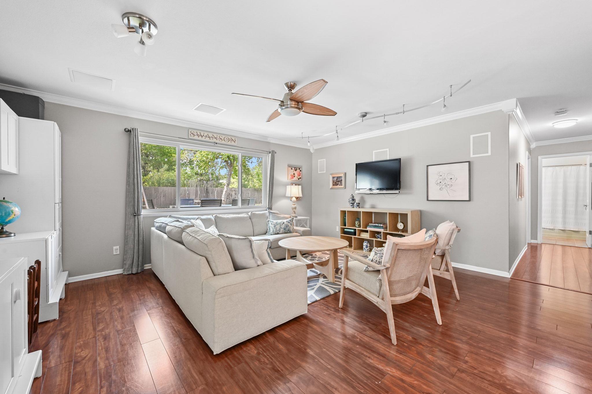 5600 Oak Blvd S, Austin, TX 78735