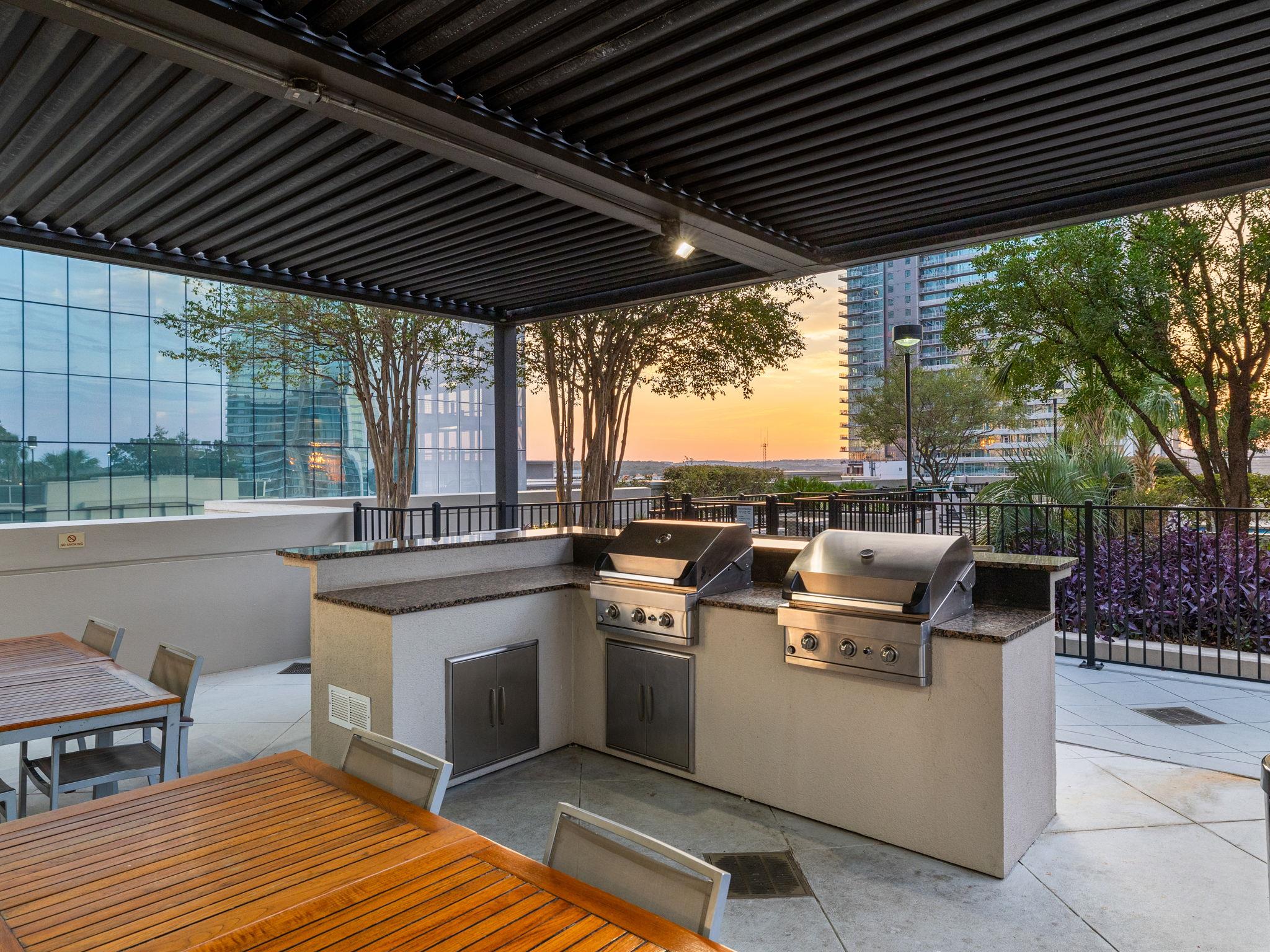 360 Nueces St # 1612, Austin, TX 78701