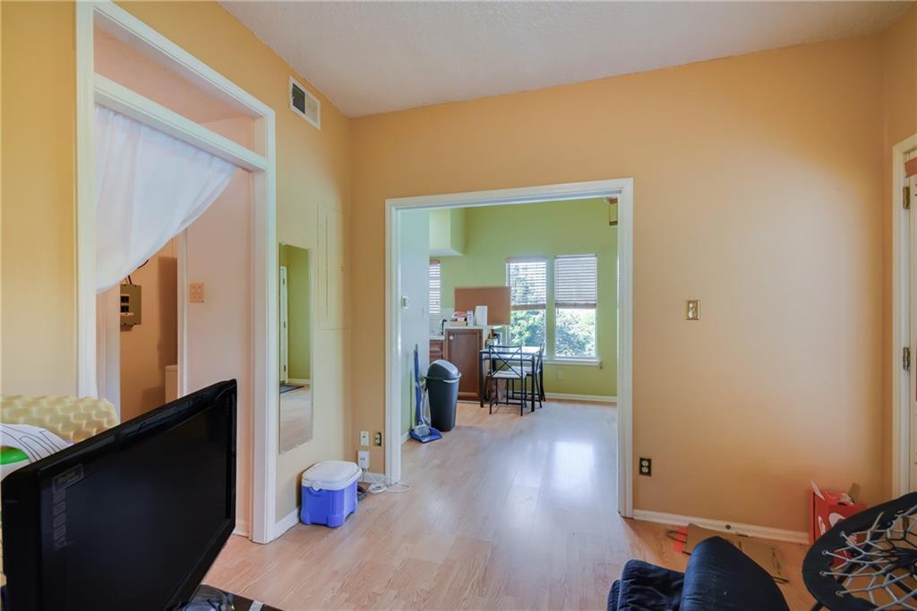 3115 Tom Green St # 404, Austin, TX 78705