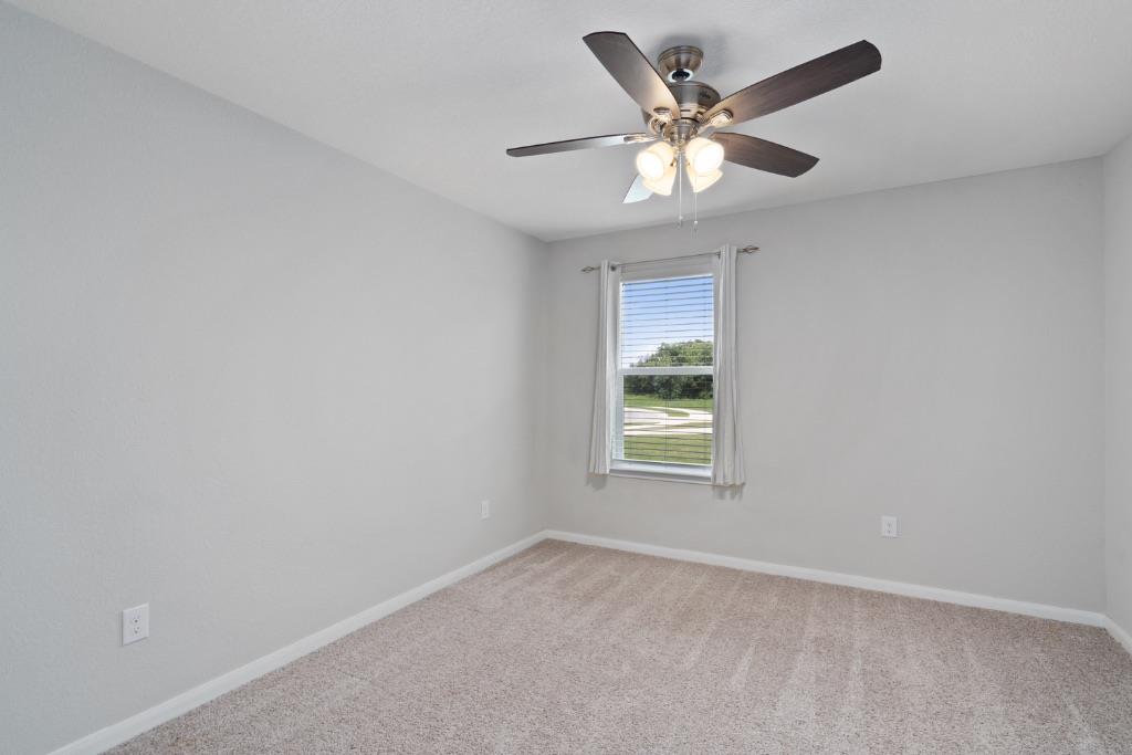 1007 Pembroke Ct, Hutto, TX 78634