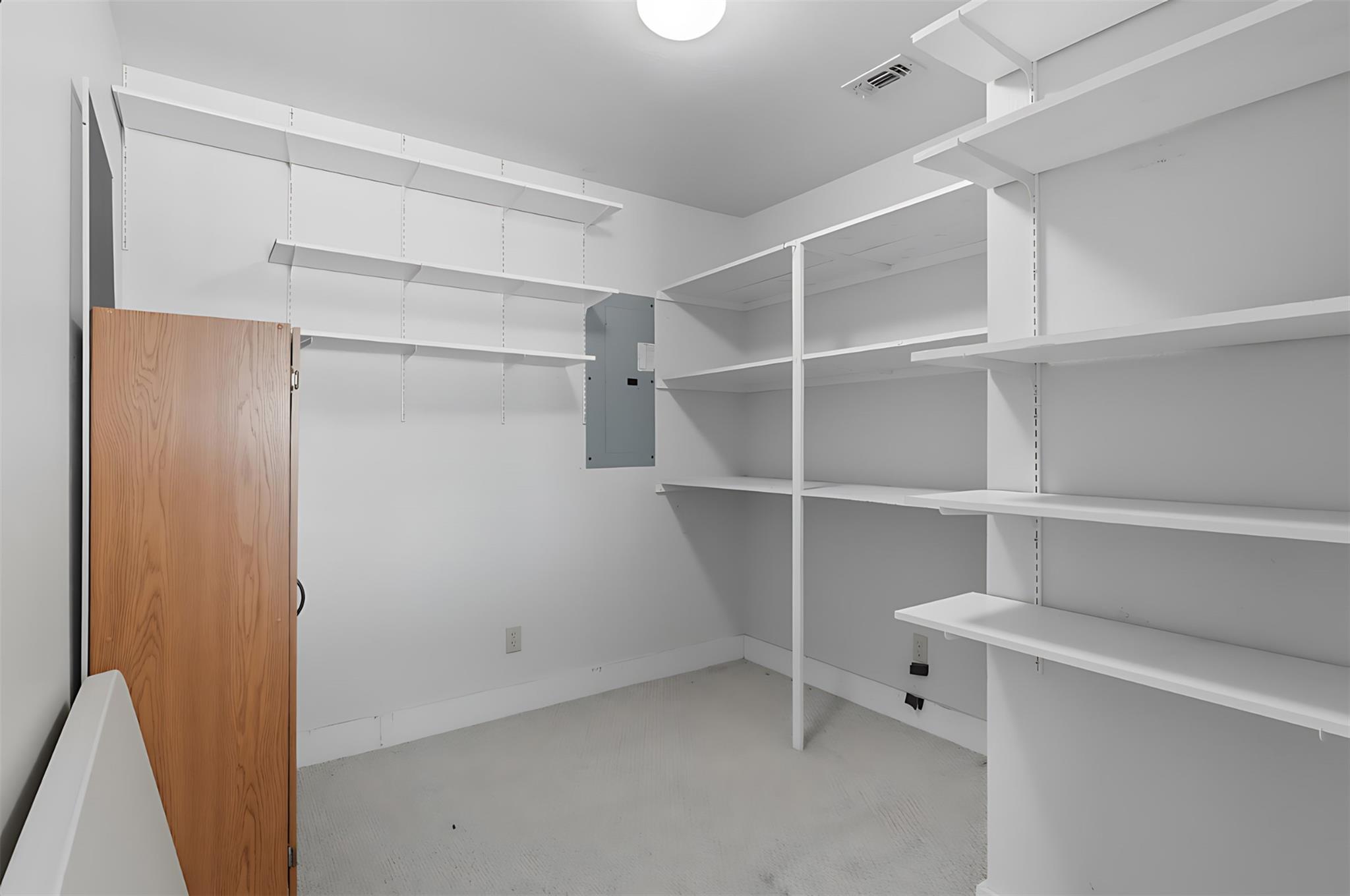 3752 FM 77, Nixon, TX 78140