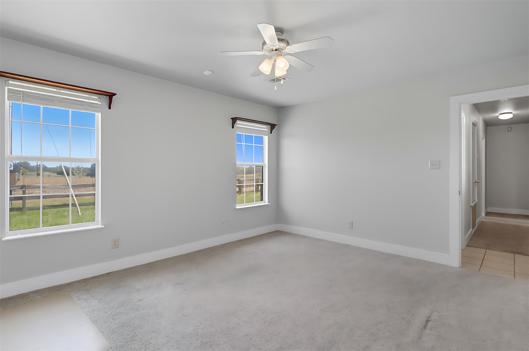 3752 FM 77, Nixon, TX 78140