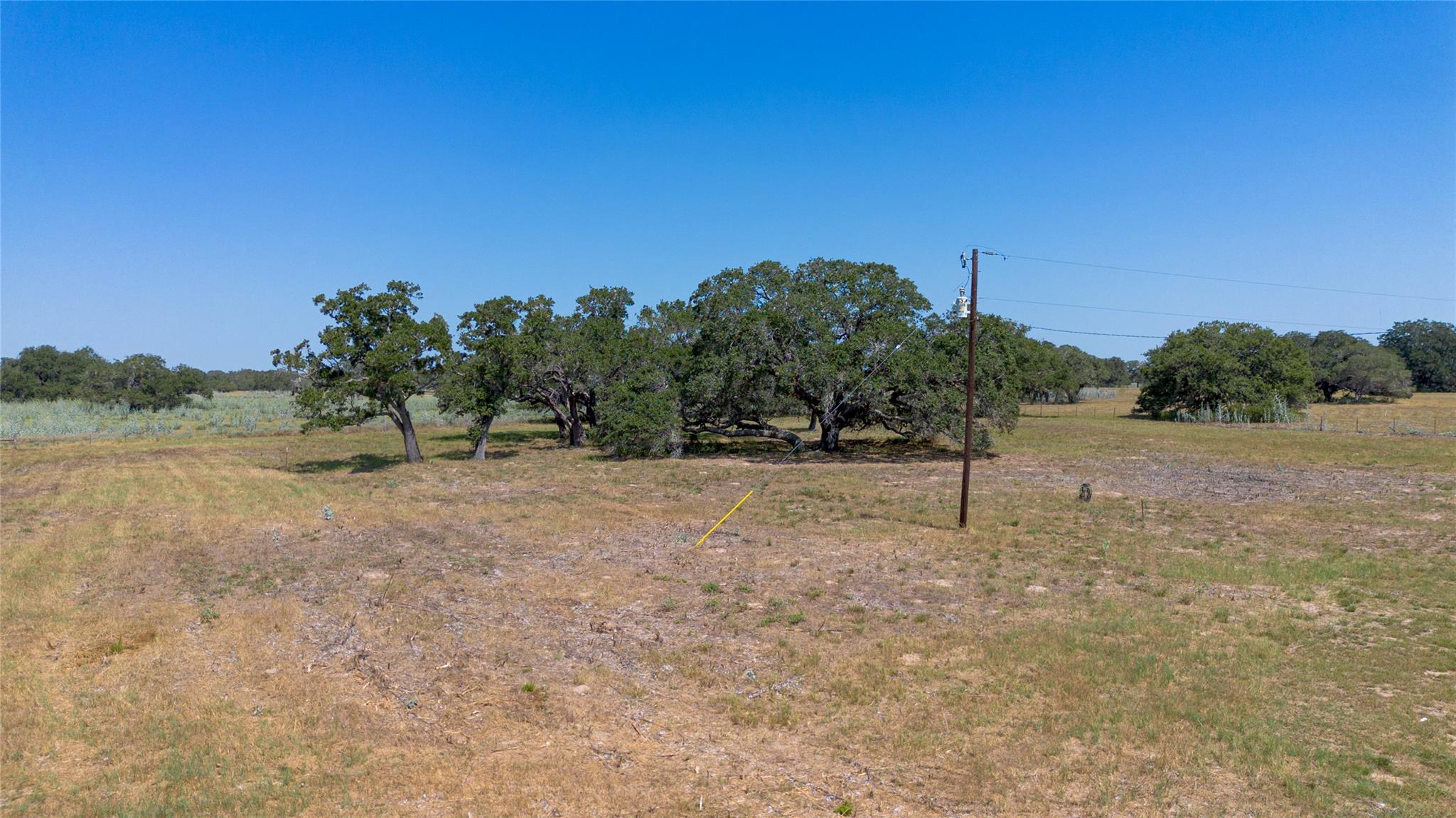 3752 FM 77, Nixon, TX 78140