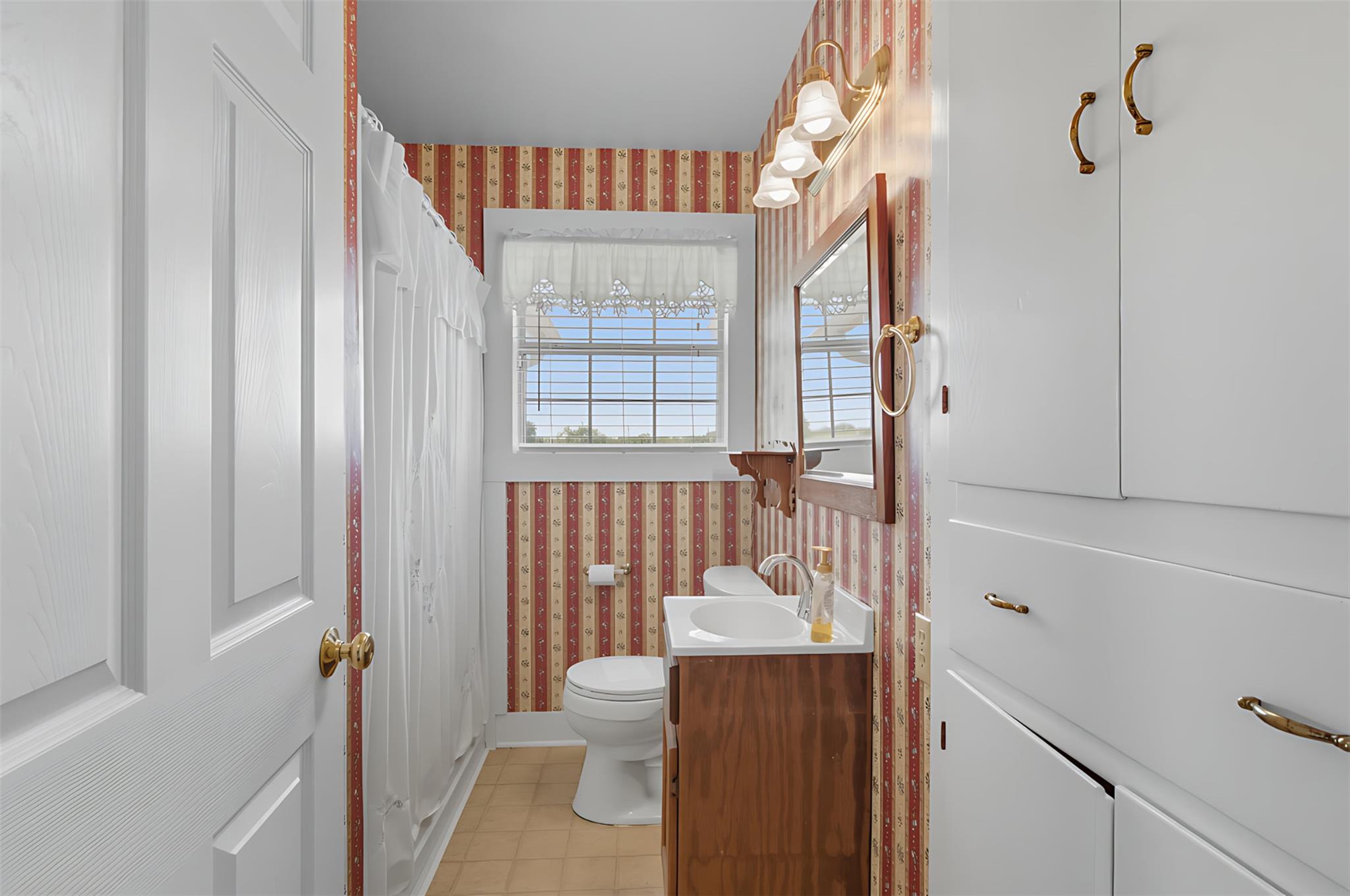 3752 FM 77, Nixon, TX 78140