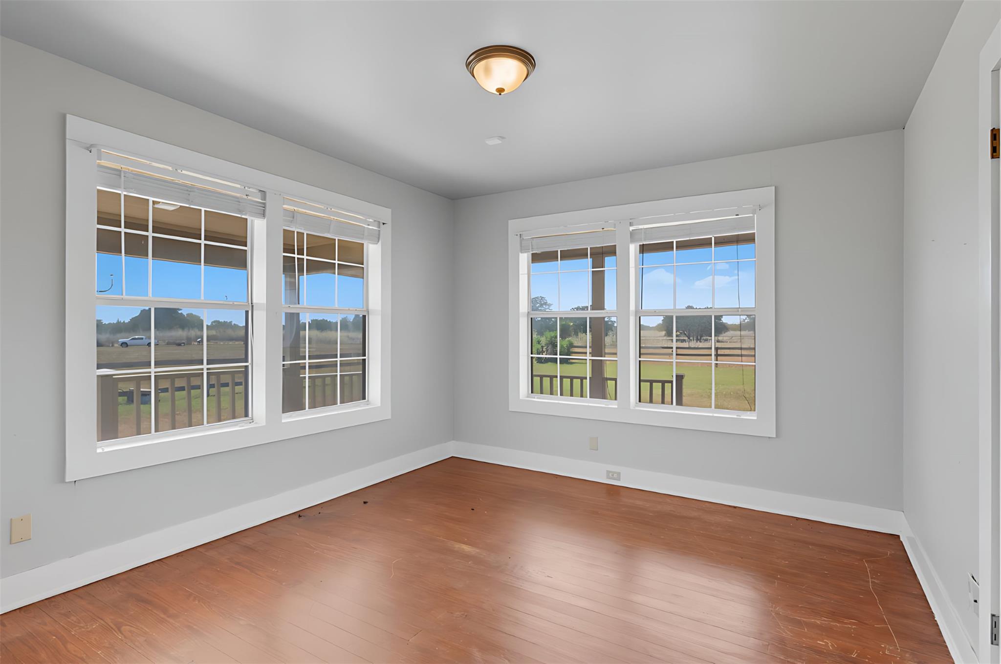 3752 FM 77, Nixon, TX 78140