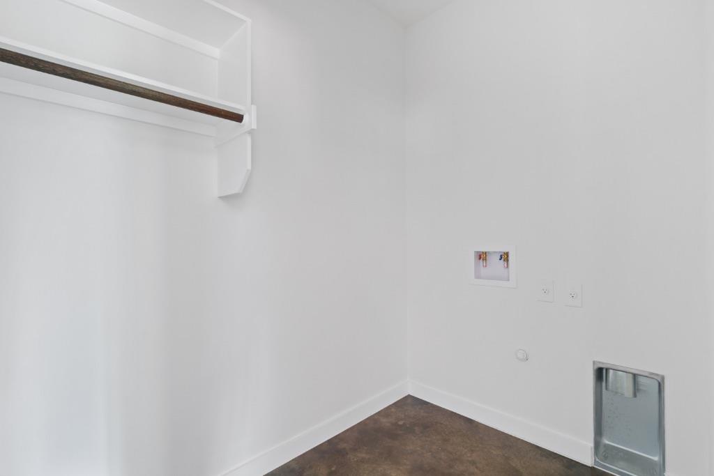 319 Lamaloa Ln, Bastrop, TX 78602