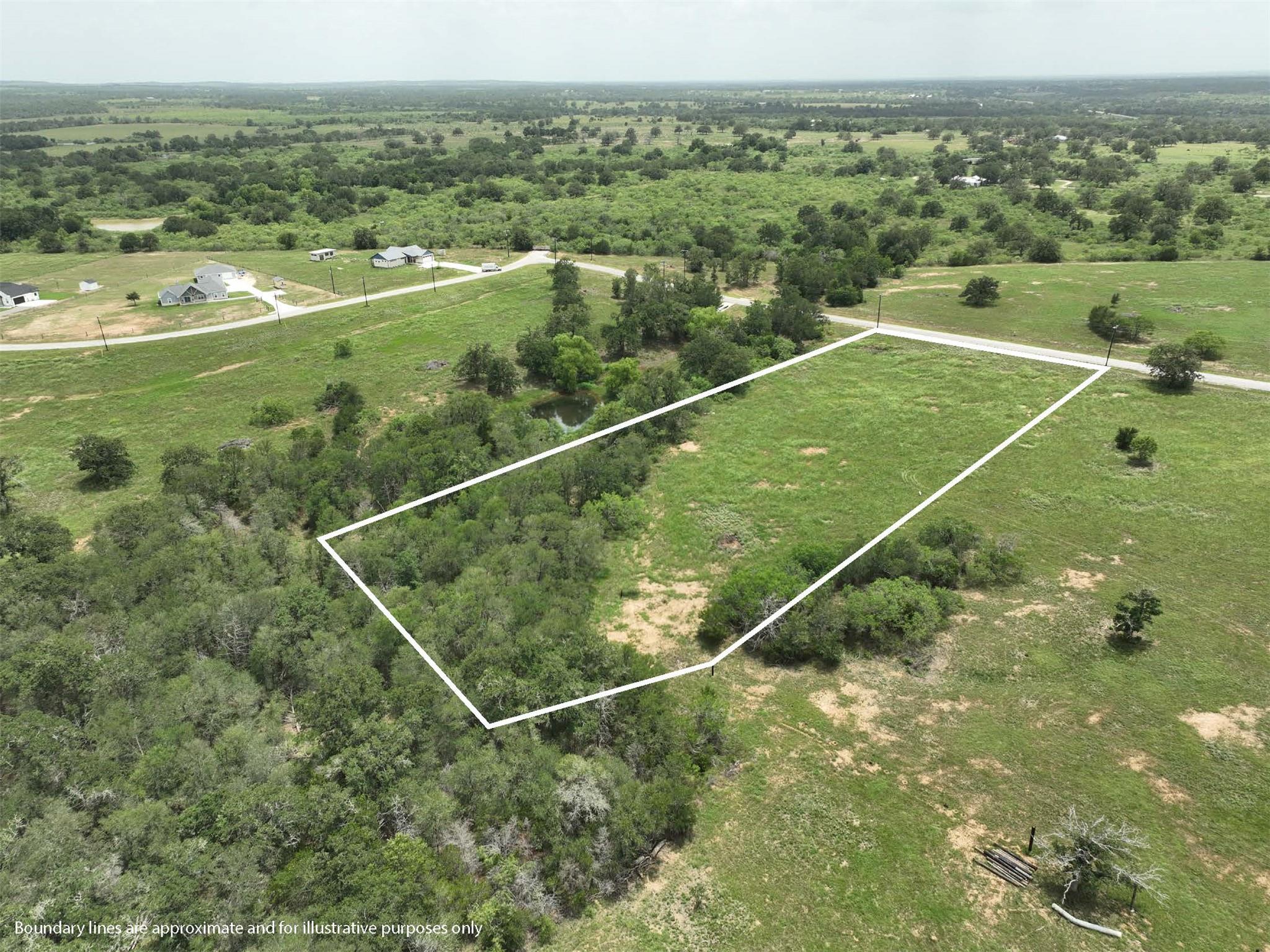 166 Sunny Day Dr, Red Rock, TX 78662