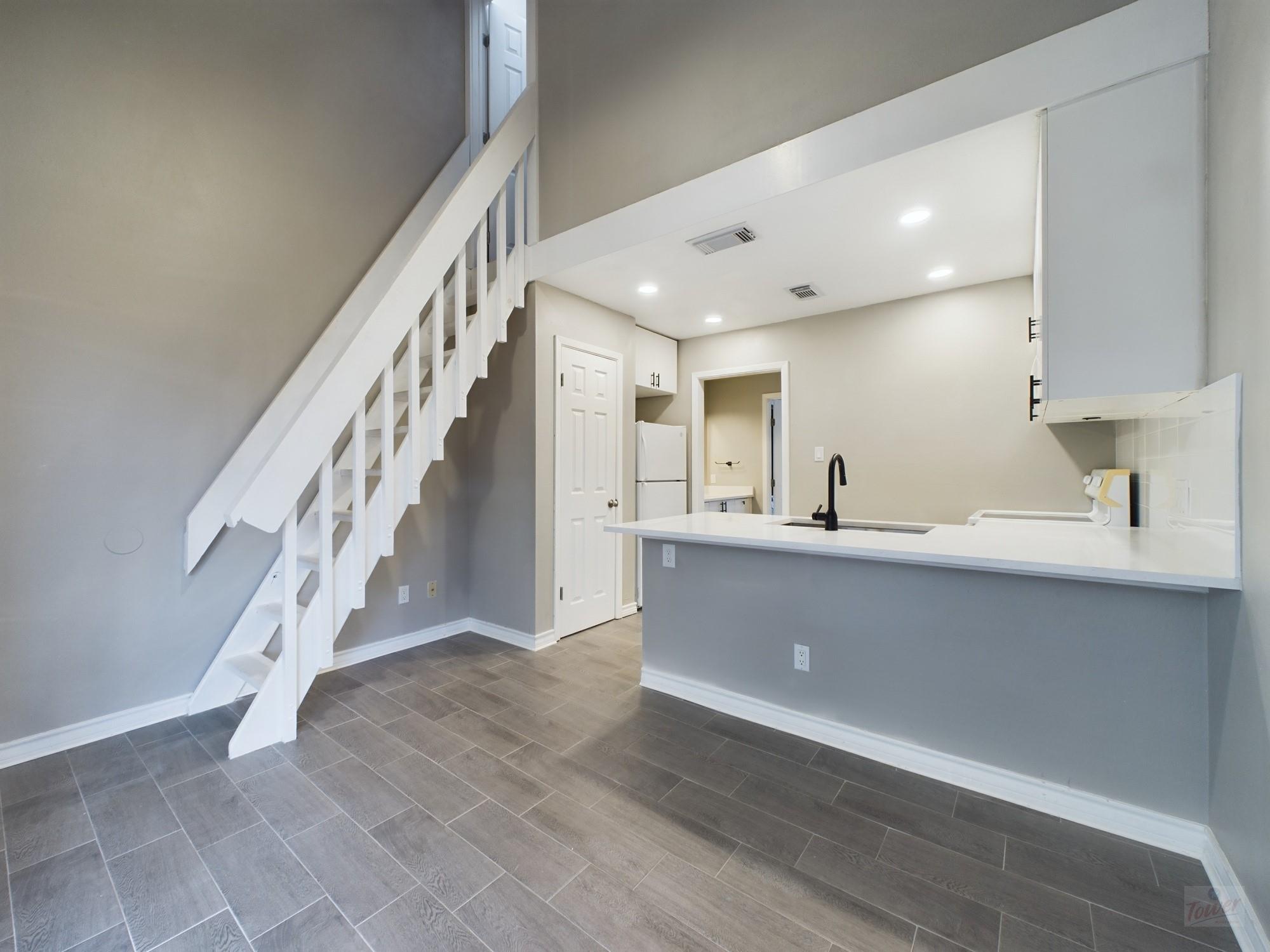 2815 Rio Grande St # 214, Austin, TX 78705