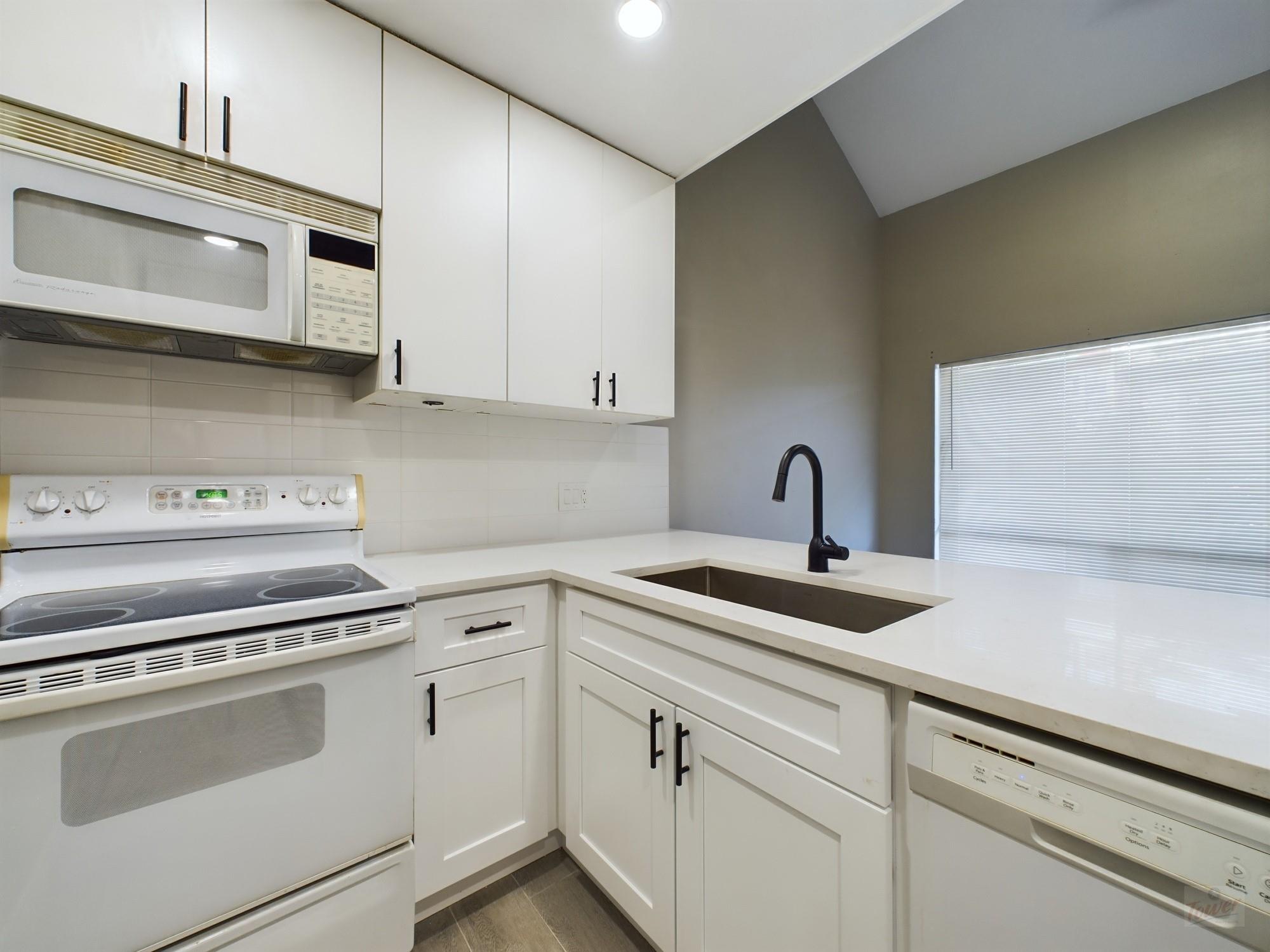 2815 Rio Grande St # 214, Austin, TX 78705