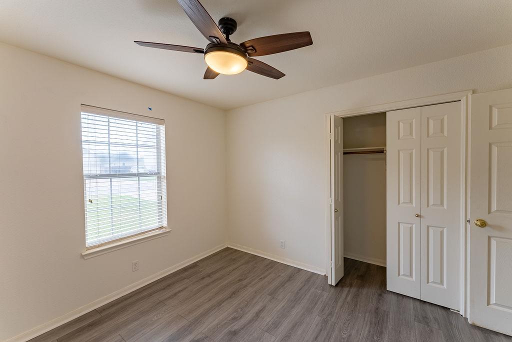 1803 Columbine Ln, Leander, TX 78641