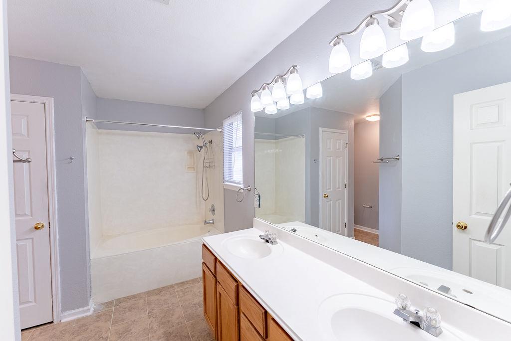 1803 Columbine Ln, Leander, TX 78641