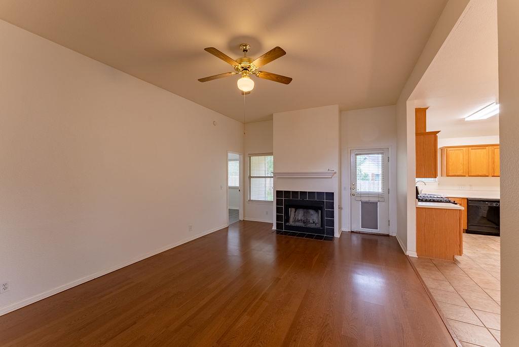 1803 Columbine Ln, Leander, TX 78641