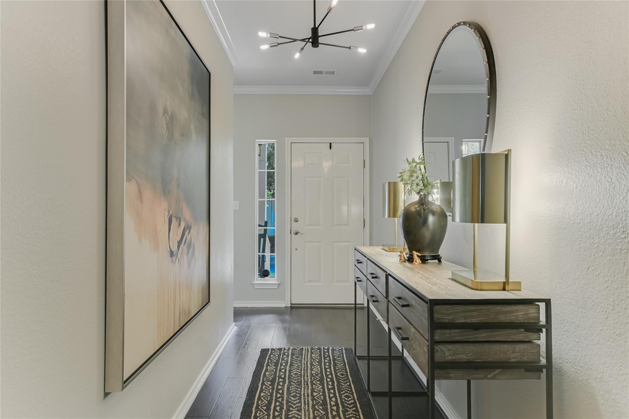 2817 Kinney Oaks Ct, Austin, TX 78704