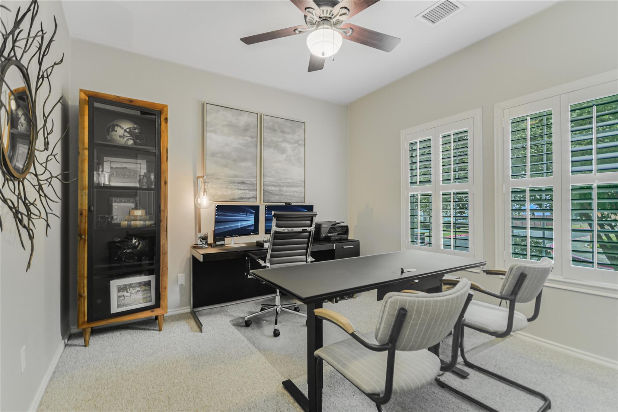 2817 Kinney Oaks Ct, Austin, TX 78704