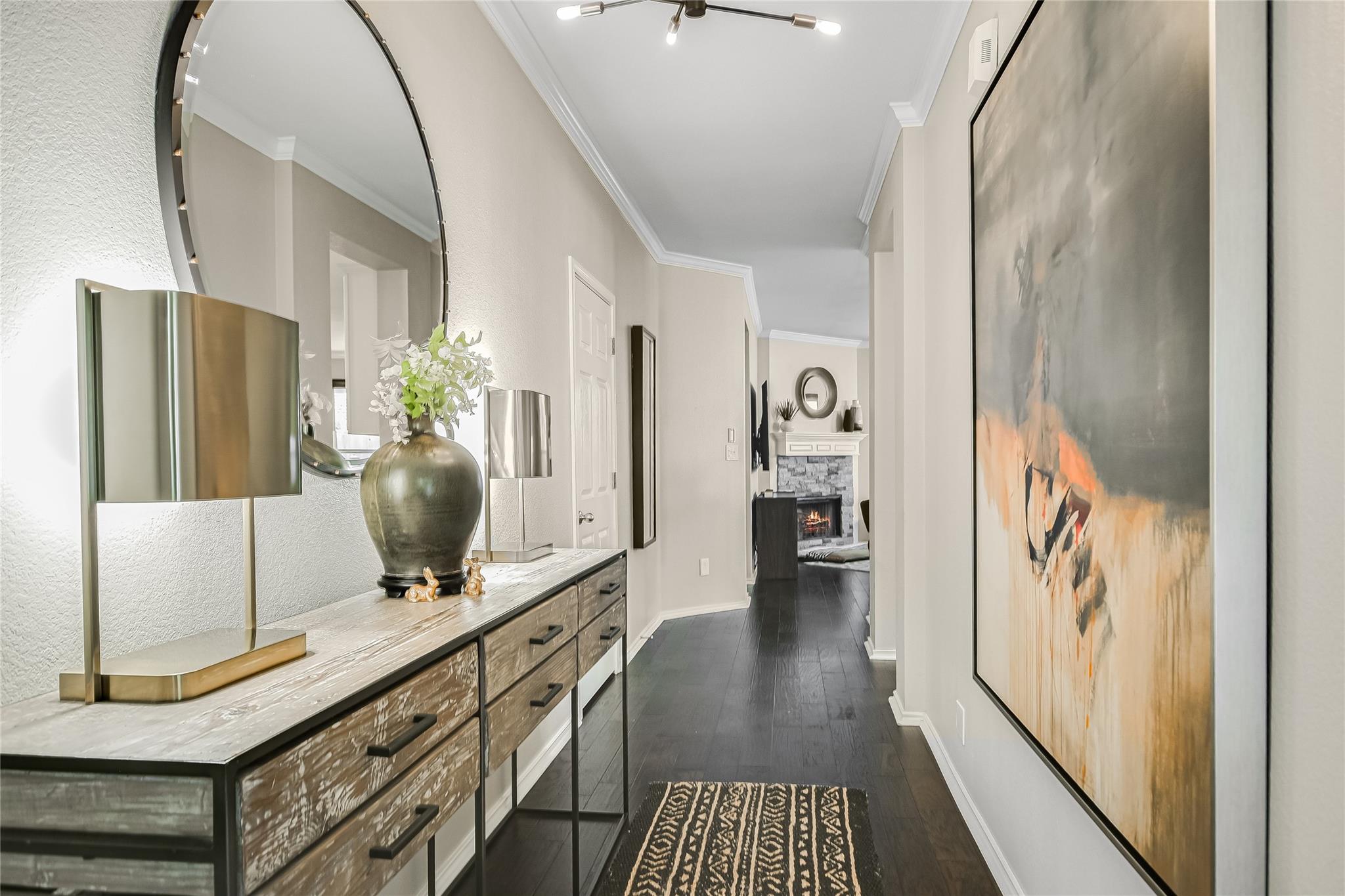 2817 Kinney Oaks Ct, Austin, TX 78704