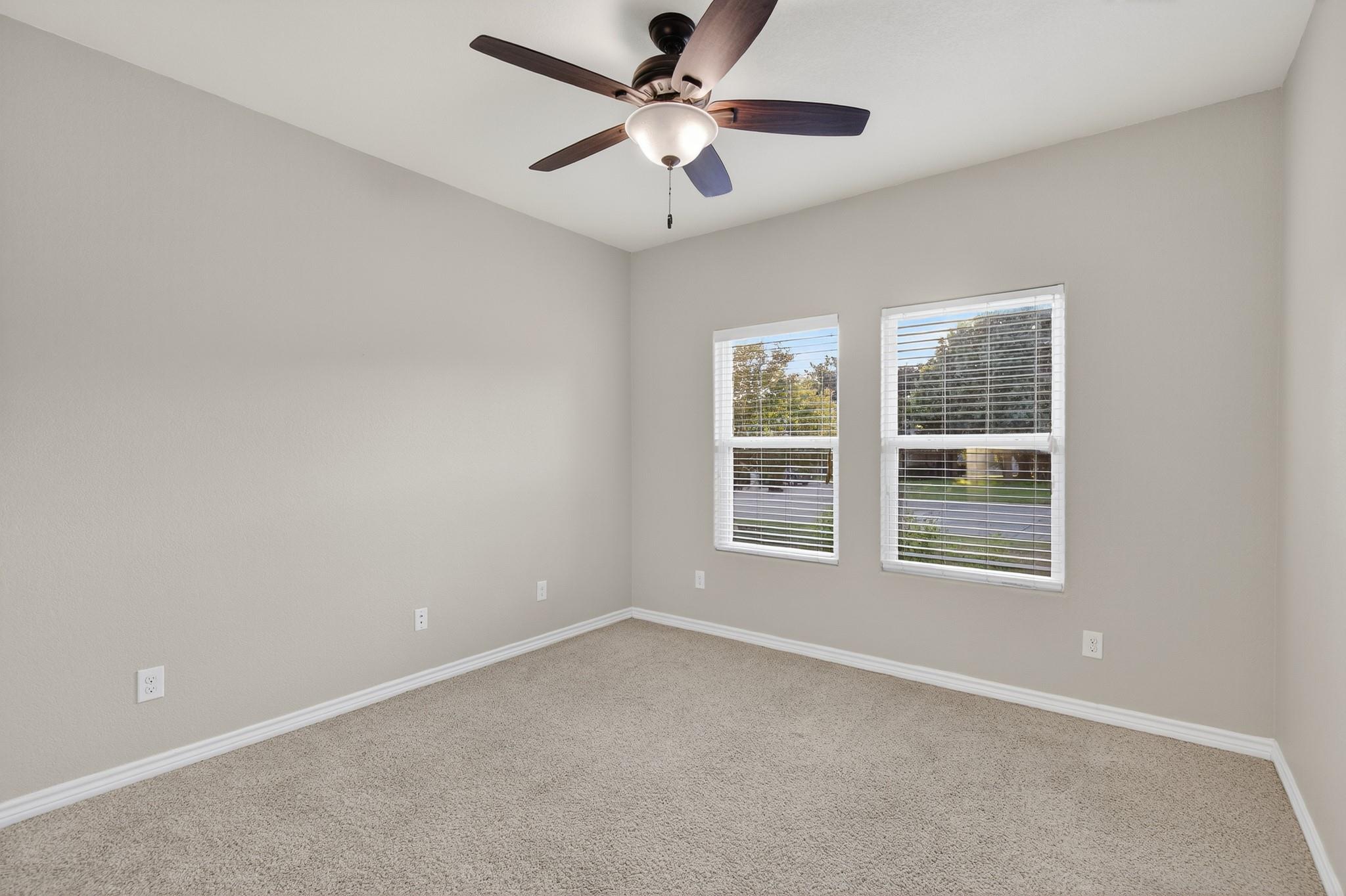 237 Meadowlakes Dr, Meadowlakes, TX 78654