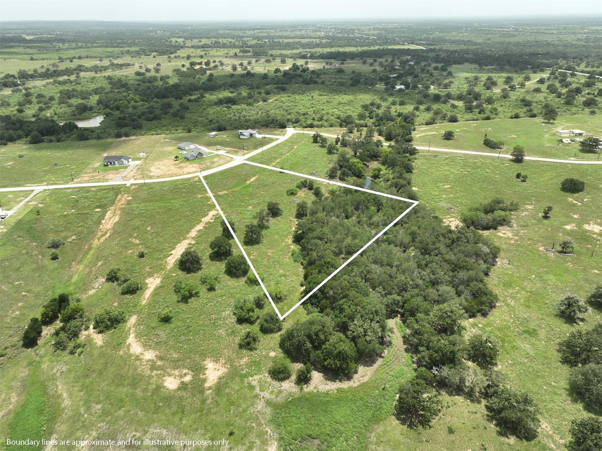 122 Starlight Path, Red Rock, TX 78662