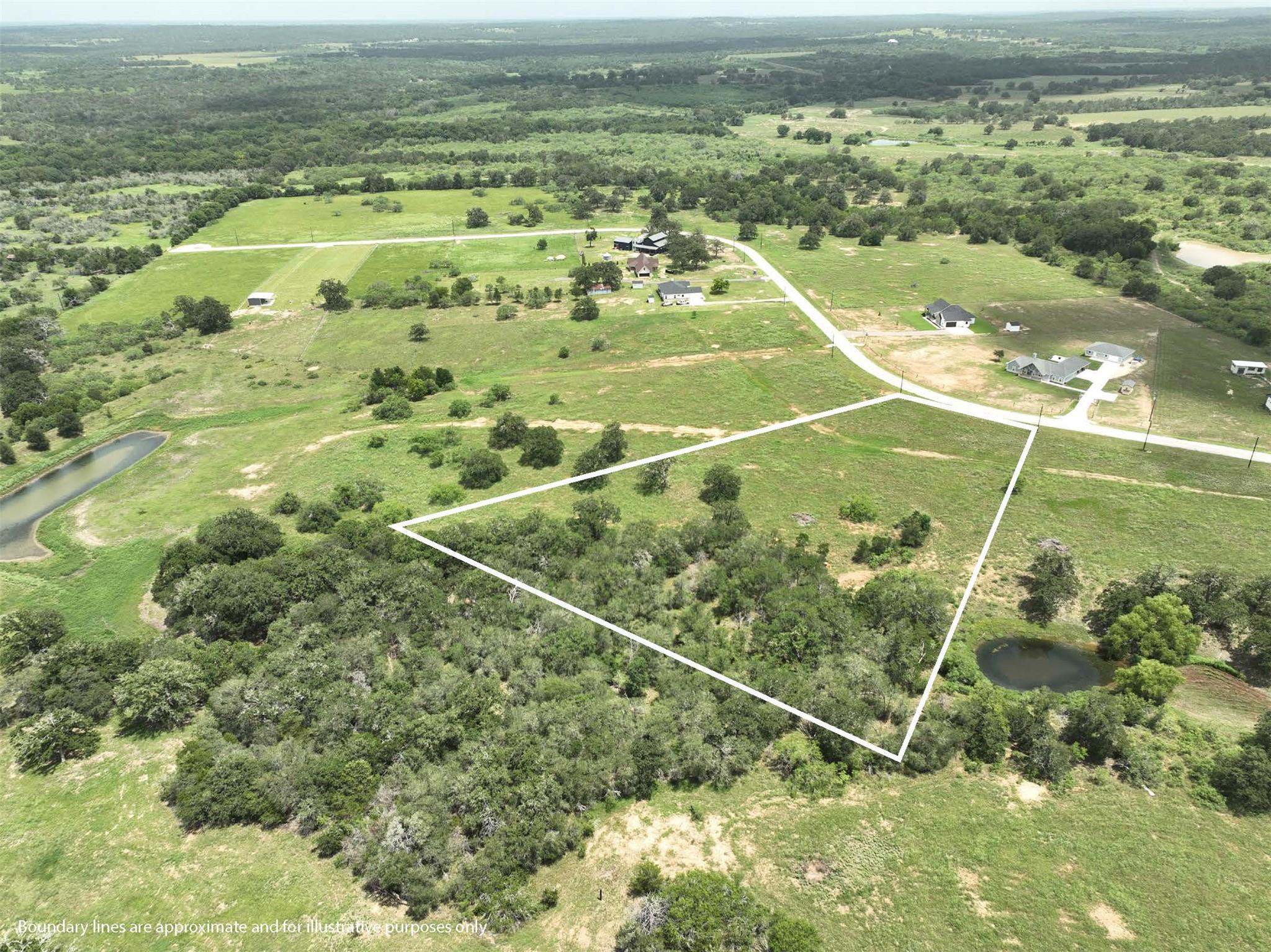 122 Starlight Path, Red Rock, TX 78662