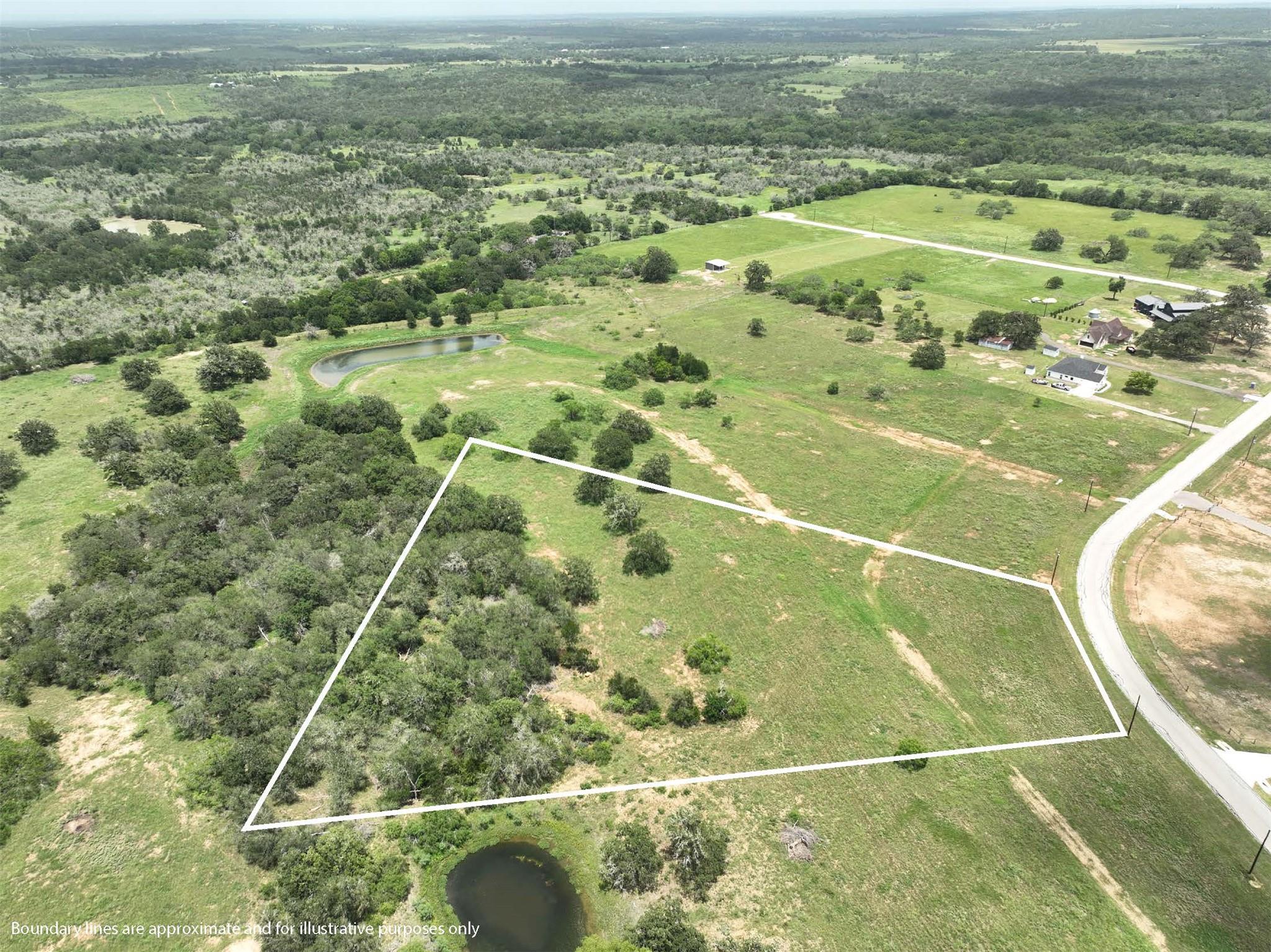 122 Starlight Path, Red Rock, TX 78662