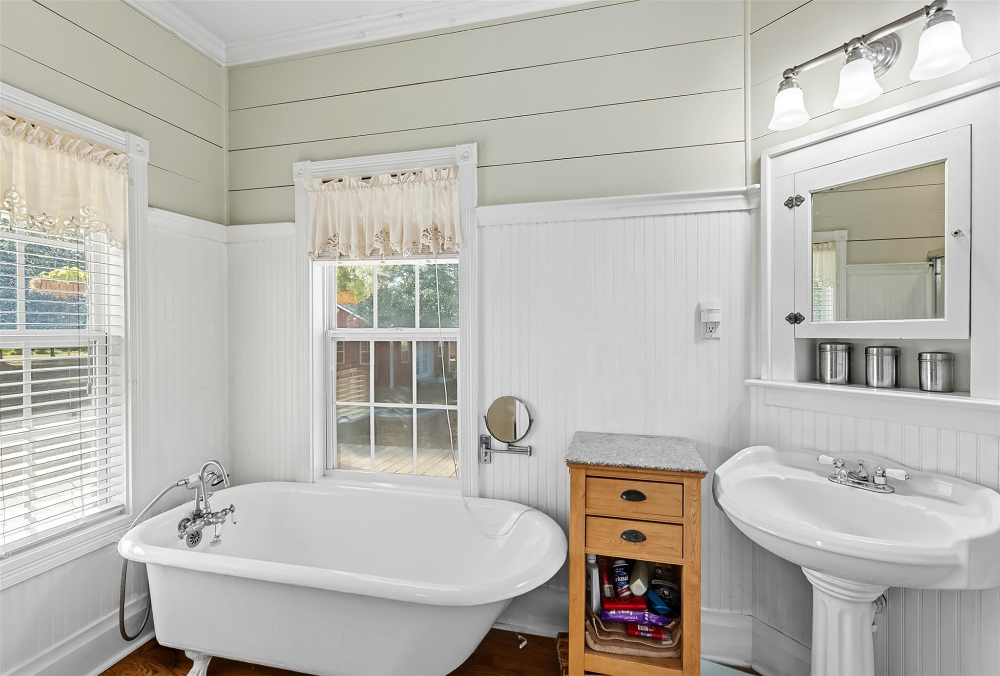 1610 County Road 463, Elgin, TX 78621