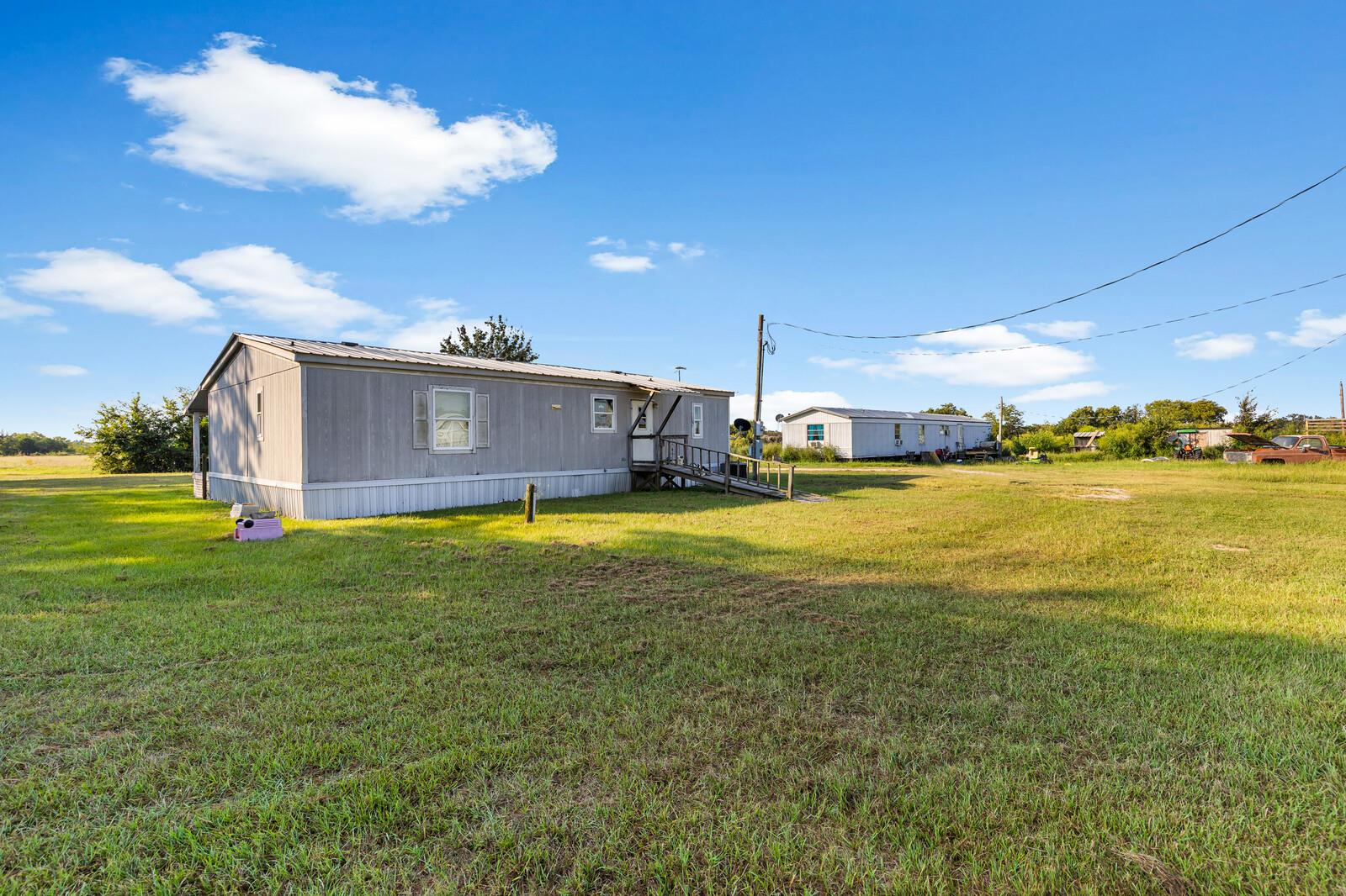 252 Lcr 421, Groesbeck, TX 76642