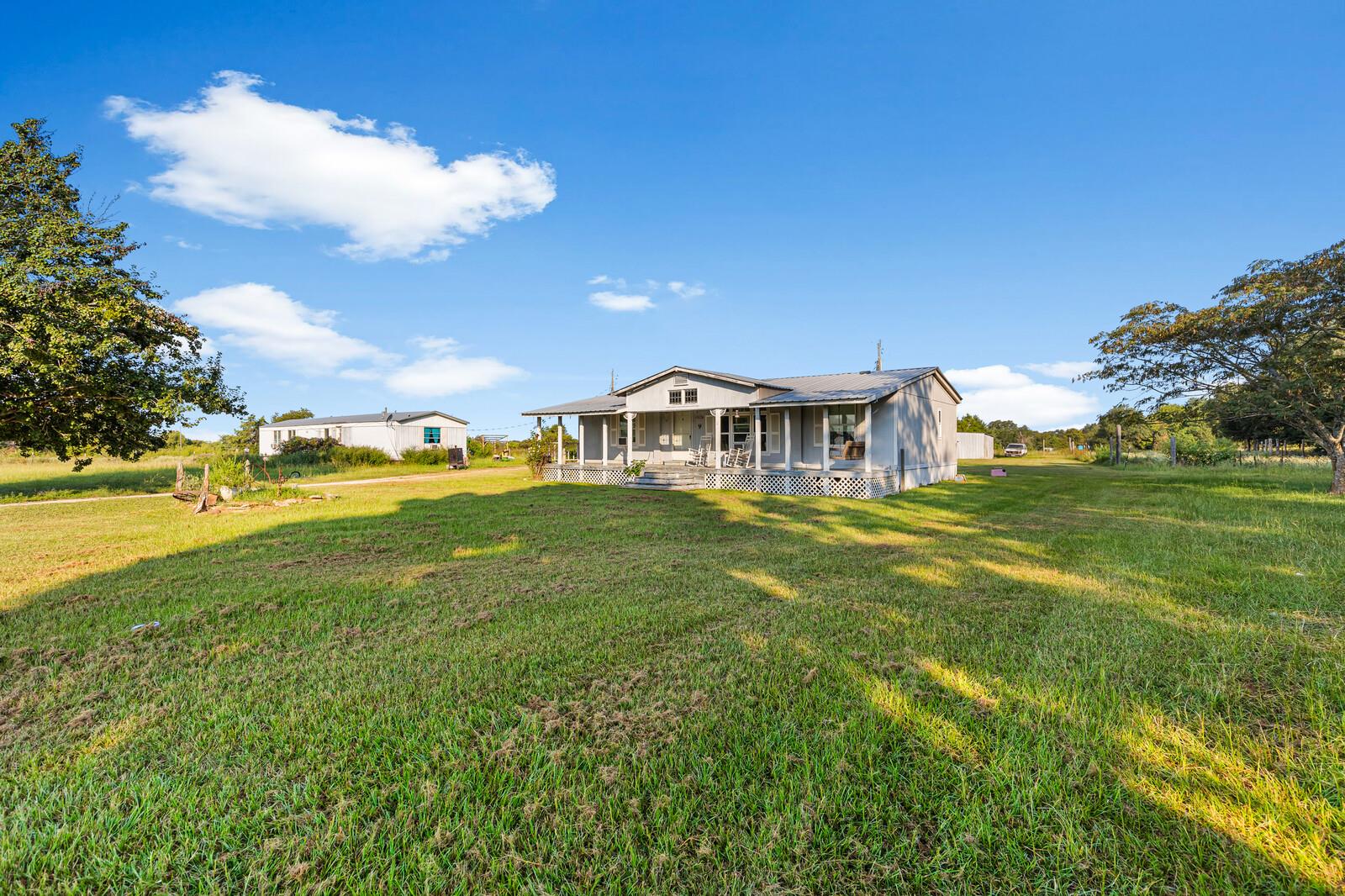 252 Lcr 421, Groesbeck, TX 76642