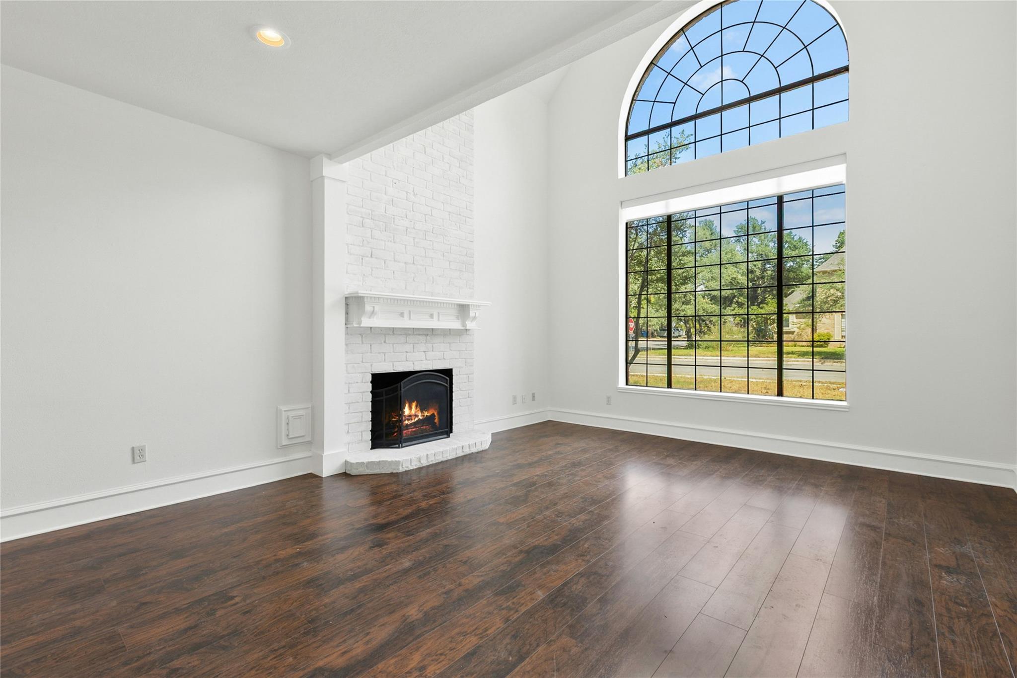 401 Applewood Dr, Pflugerville, TX 78660