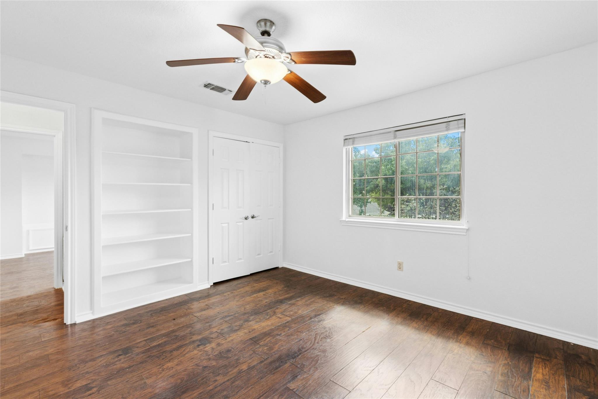 401 Applewood Dr, Pflugerville, TX 78660