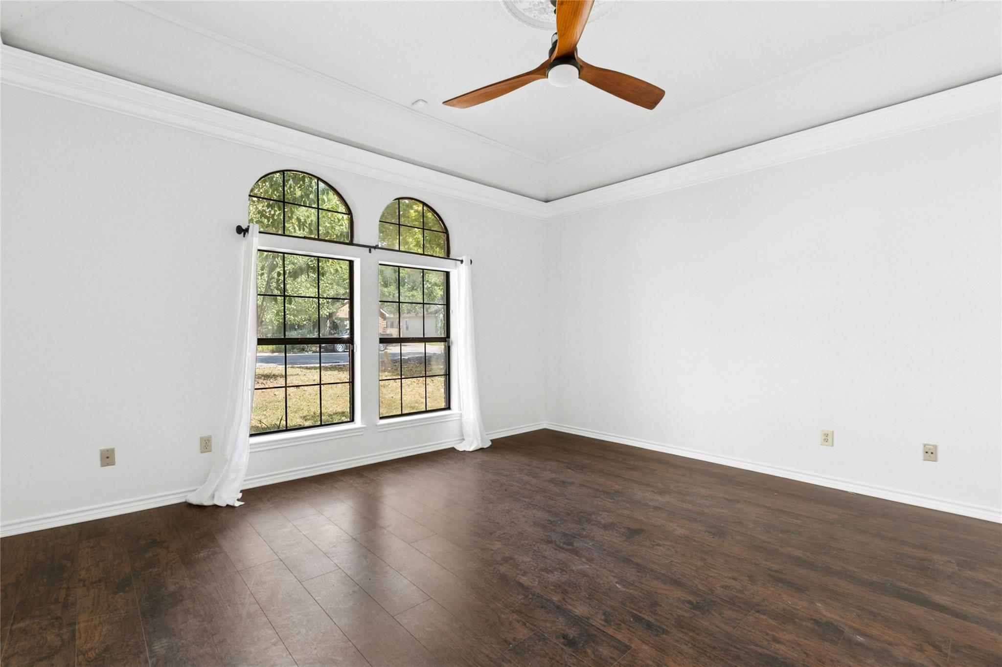 401 Applewood Dr, Pflugerville, TX 78660