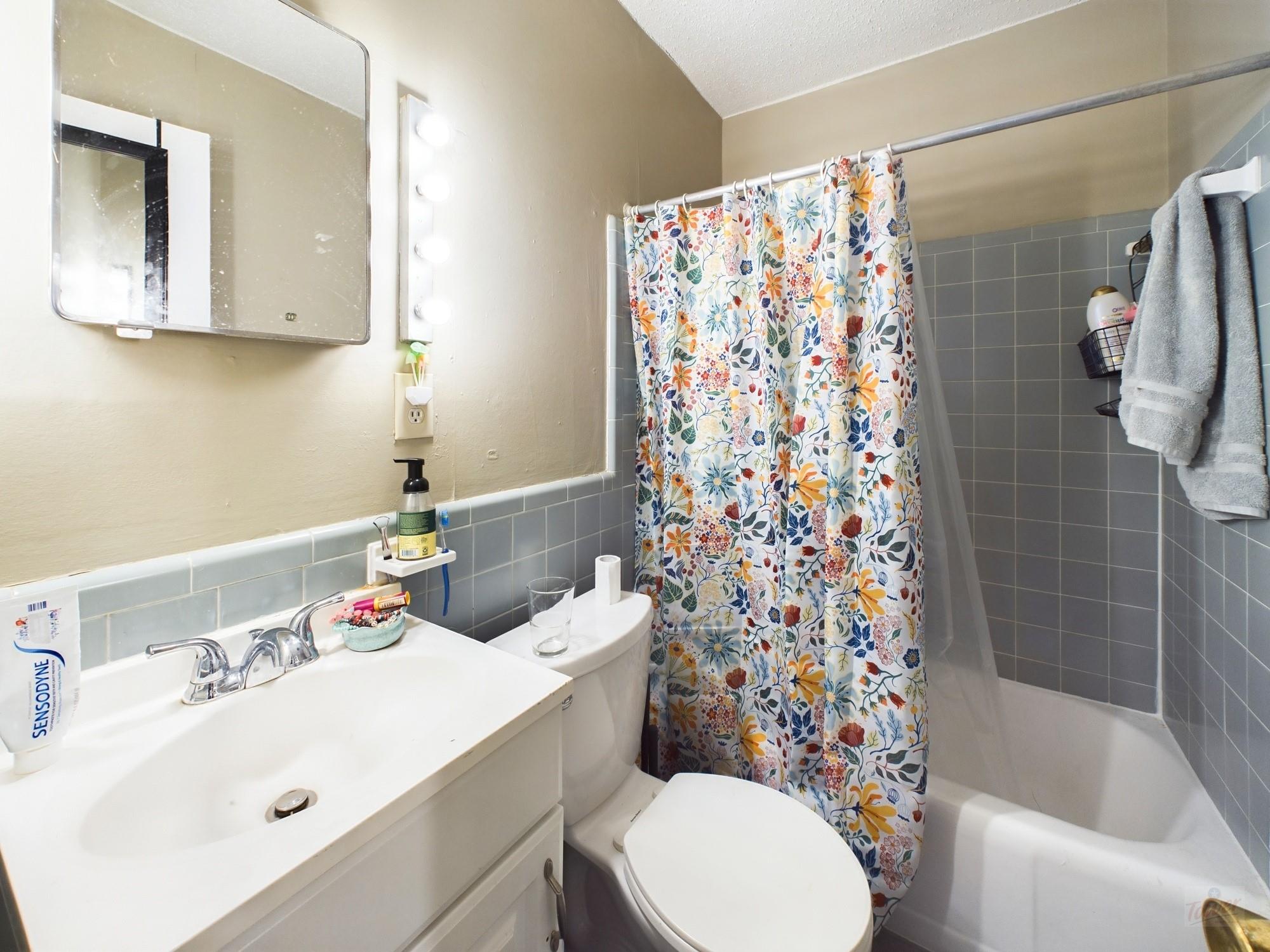 803 W 28th St # 105, Austin, TX 78705