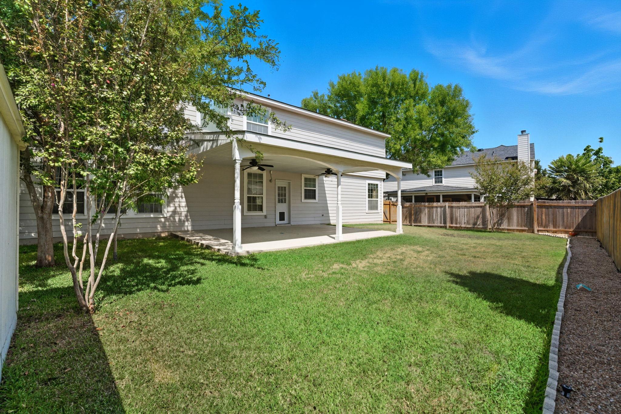 125 Pine Cv, Kyle, TX 78640