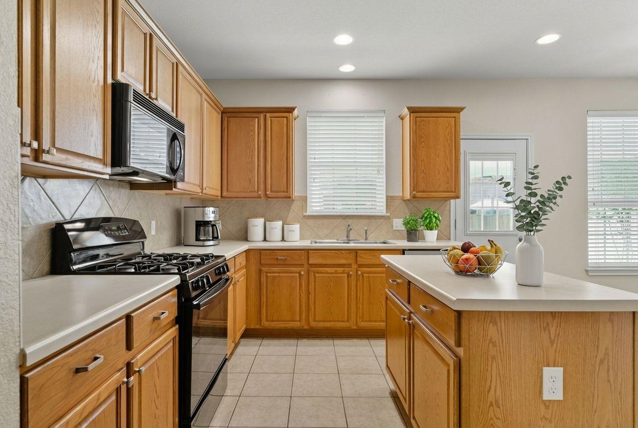 125 Pine Cv, Kyle, TX 78640