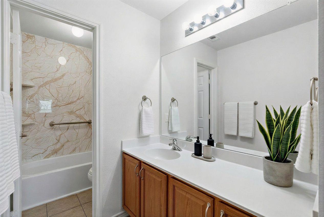 125 Pine Cv, Kyle, TX 78640