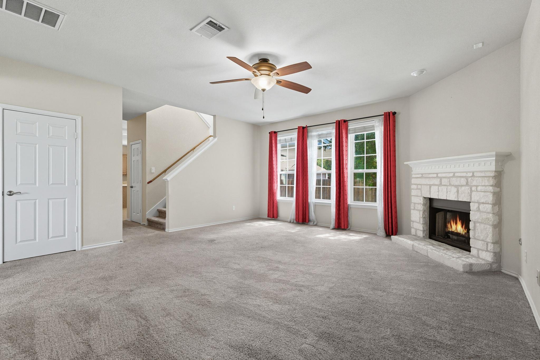 125 Pine Cv, Kyle, TX 78640