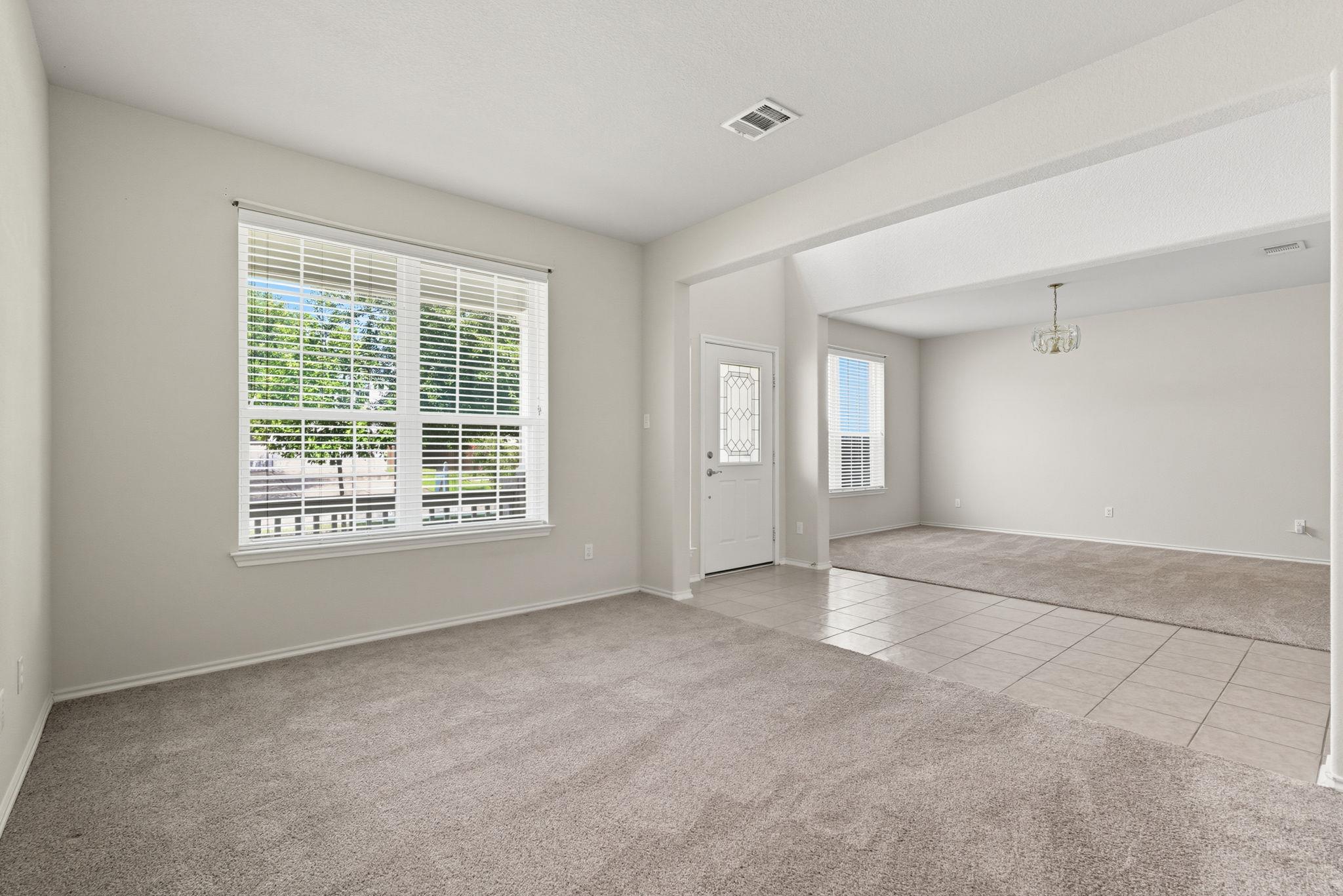 125 Pine Cv, Kyle, TX 78640