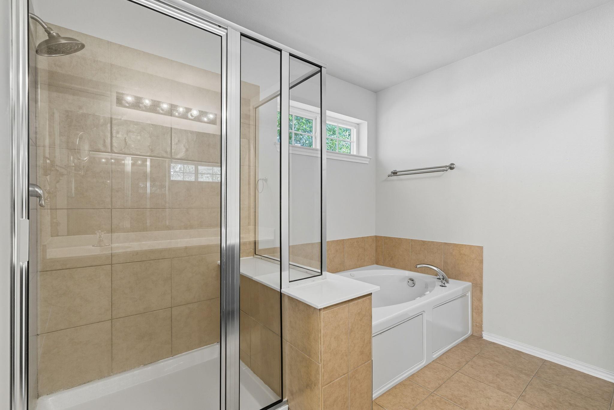 125 Pine Cv, Kyle, TX 78640