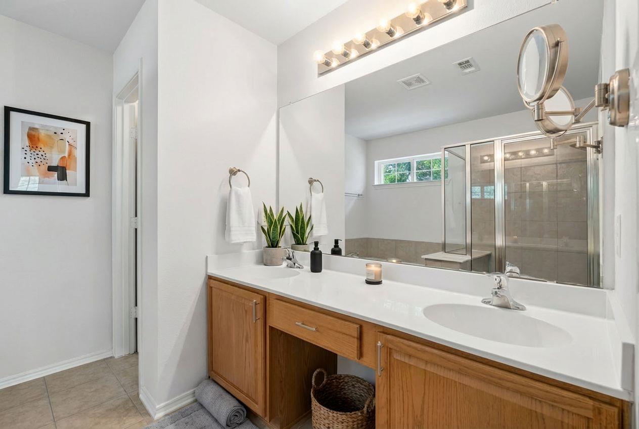 125 Pine Cv, Kyle, TX 78640