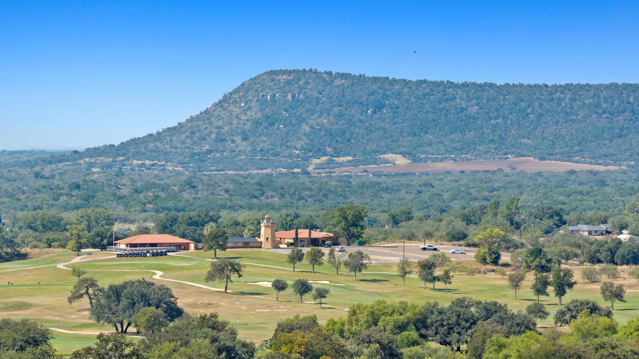 186 Oak Grove Pkwy, Kingsland, TX 78639