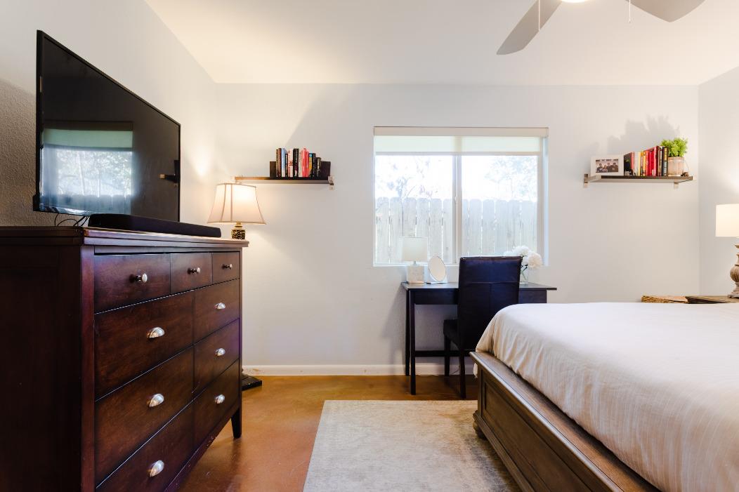 41 Waller St # 103, Austin, TX 78702