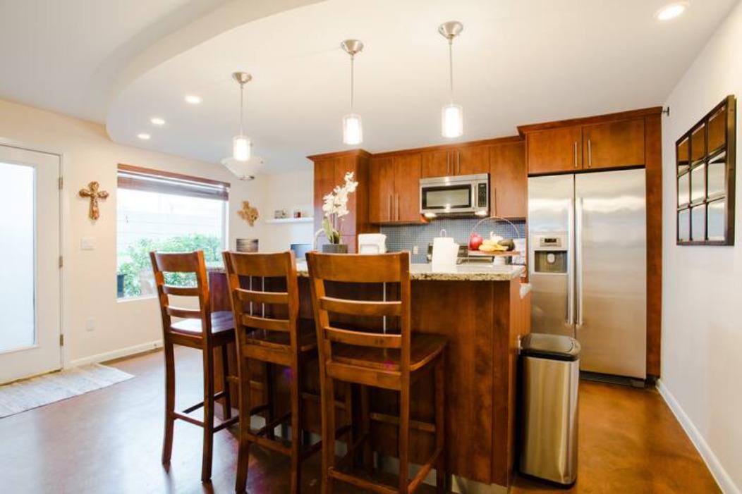 41 Waller St # 103, Austin, TX 78702