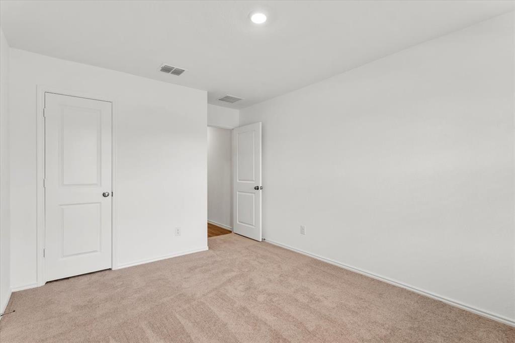 487 Alamito Ave, Kyle, TX 78640