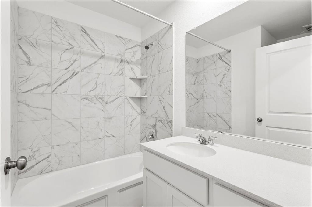 487 Alamito Ave, Kyle, TX 78640