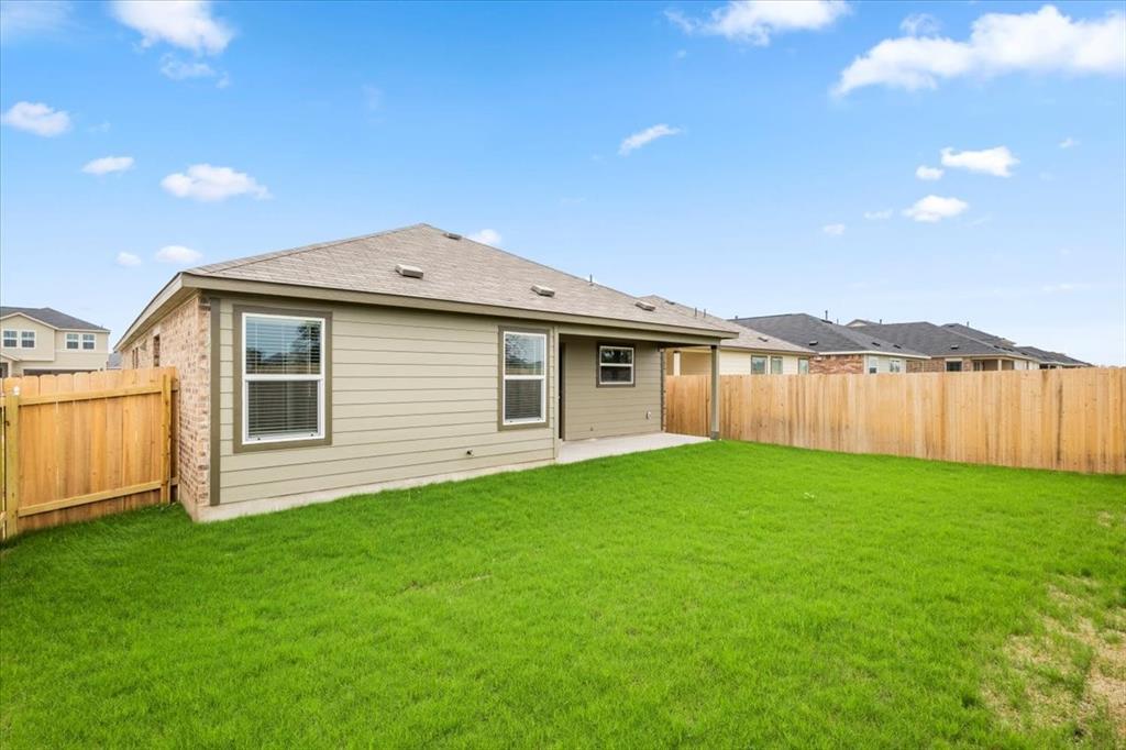 487 Alamito Ave, Kyle, TX 78640